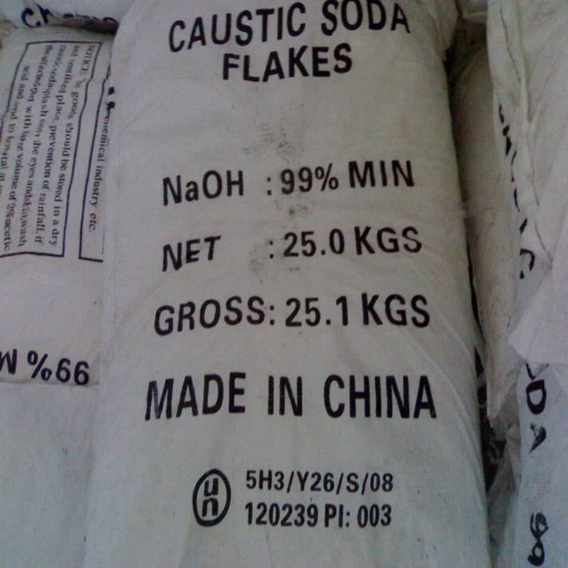 Kína gyártó Pelyhek / gyöngyök / tömör 99% (nátrium-hidroxid, nátrium-hidroxid) marószóda